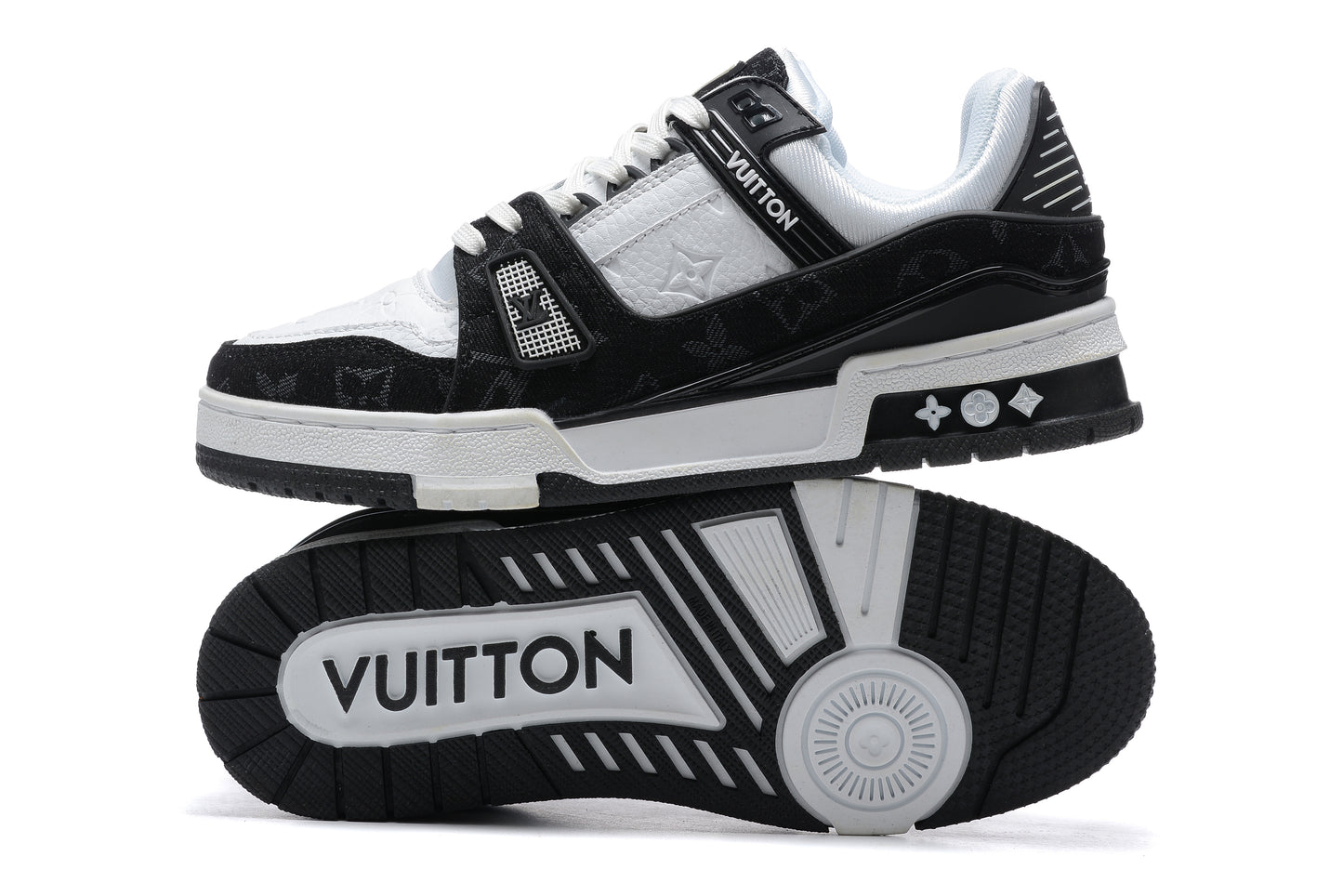 LV TRAINER SNEAKER BLACK